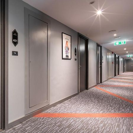 Hotel Aspira Gems Center Silom Bangkok Esterno foto