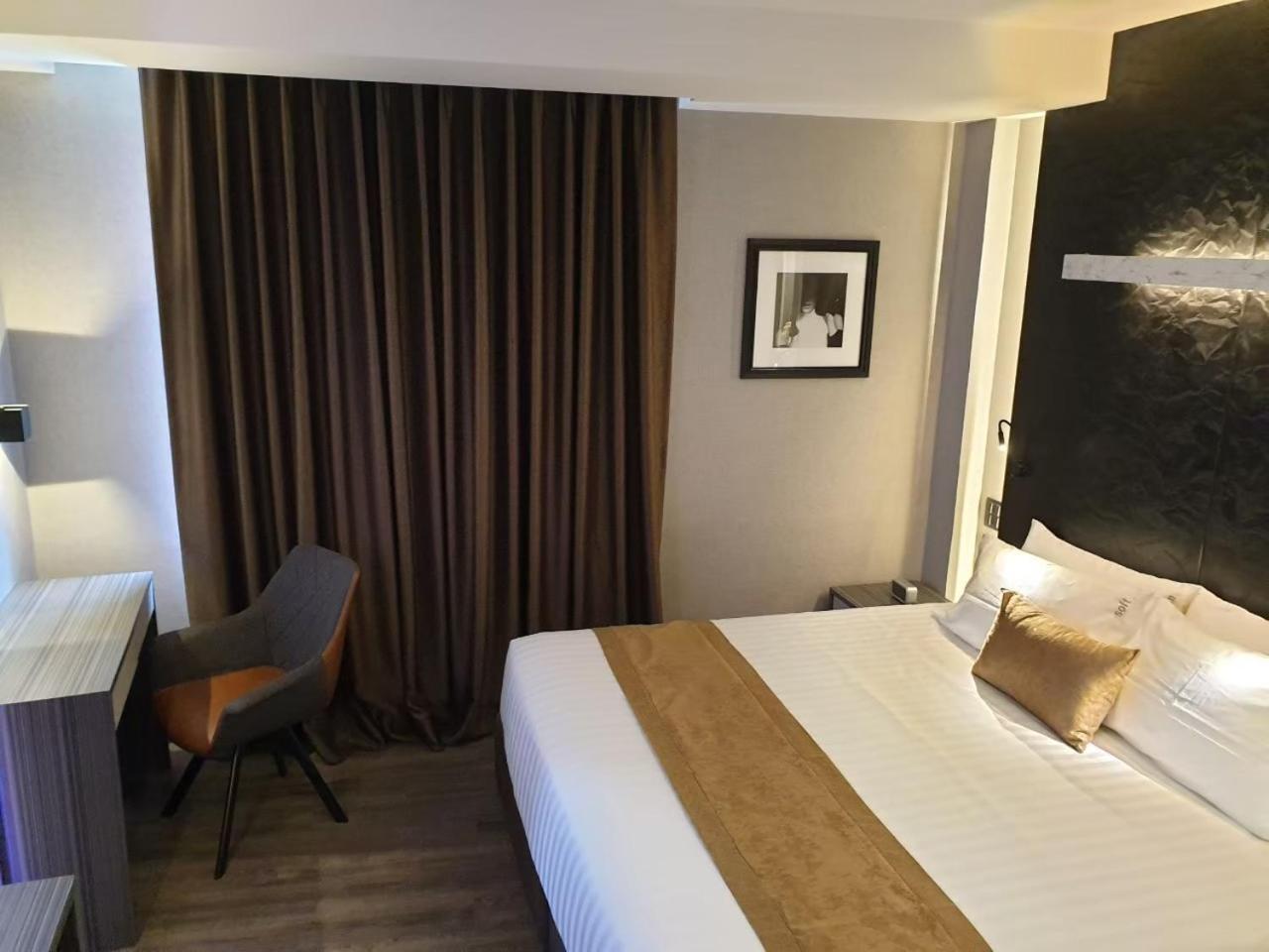Hotel Aspira Gems Center Silom Bangkok Camera foto